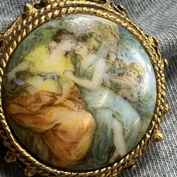 Vintage Victorian-Style Hand-Painted Porcelain Brooch With Gilded Filigree Frame - Picture 15 of 16